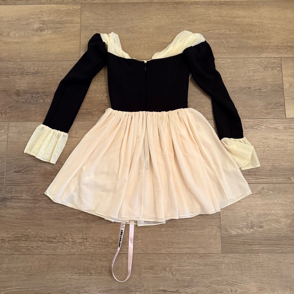 ✨SOLD✨ House of CB Alana Vintage Cream and Black Mini Dress - Picture 6 of 8